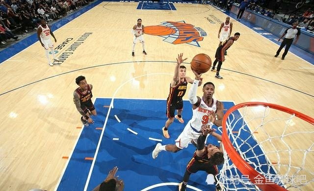  爵士送开拓者七连败，米切尔复出即巅峰  